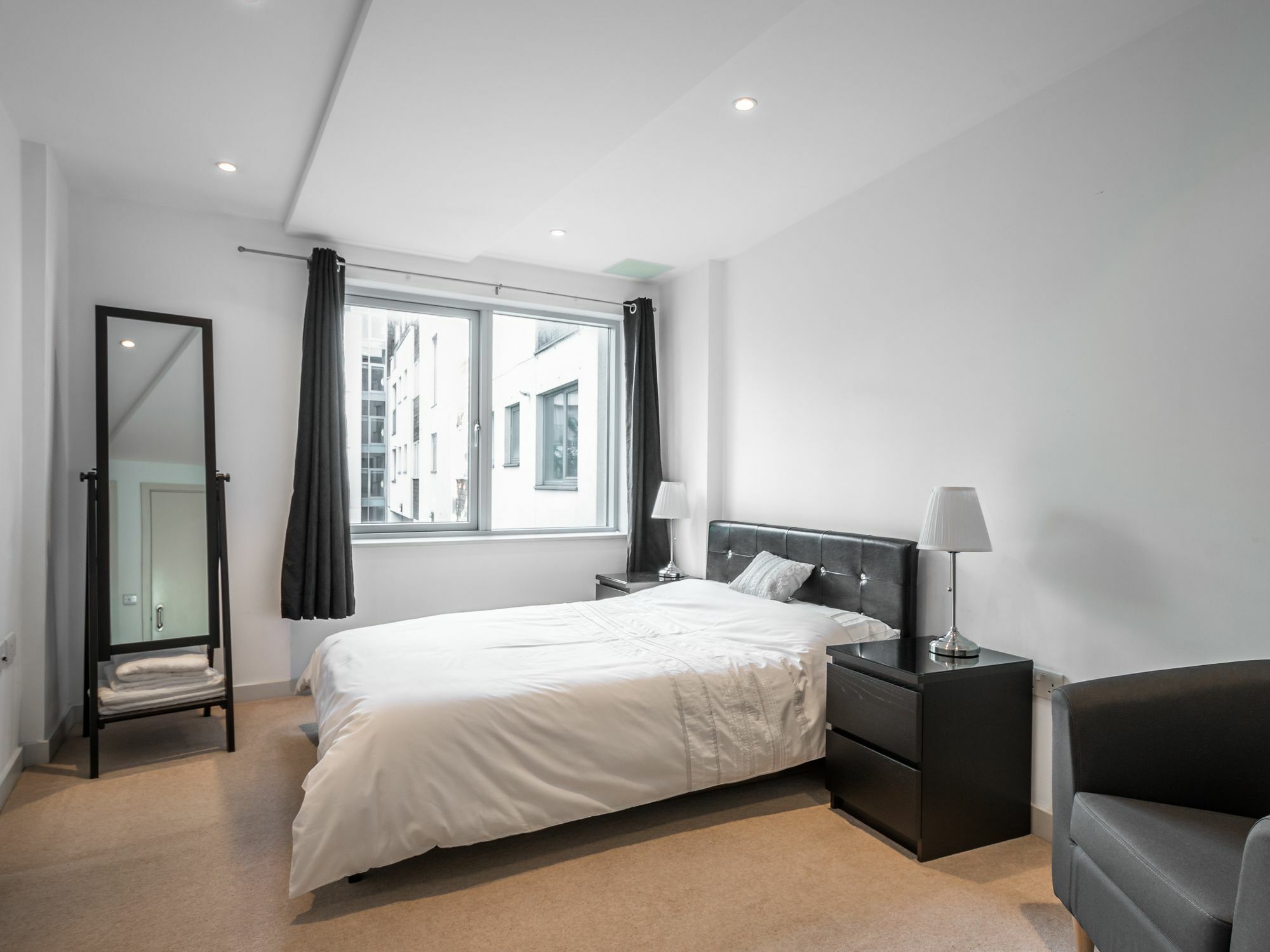 City Center Apartment Bedford Dış mekan fotoğraf